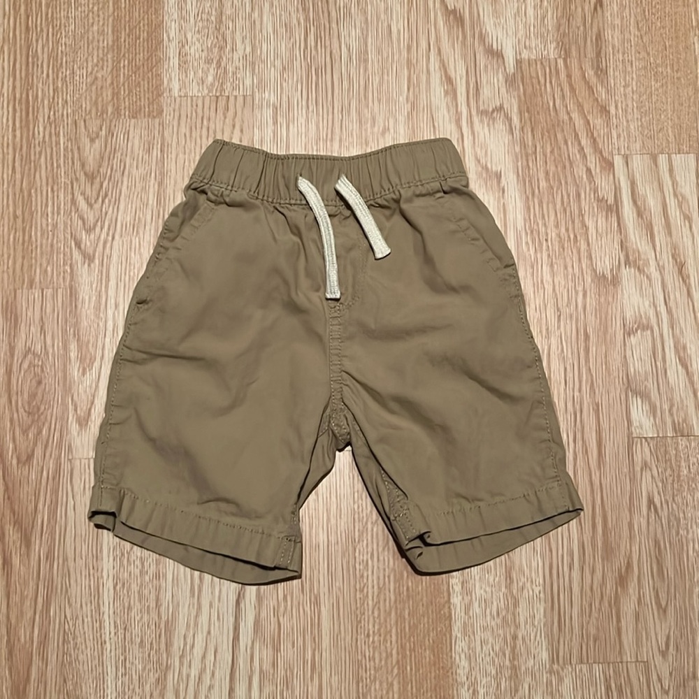 The Children's Place 3t Boys Tan Shorts